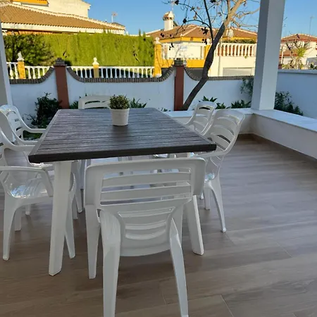 Donanabeach House